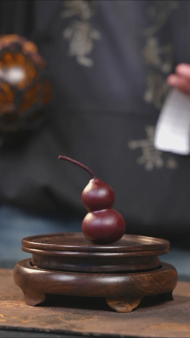 【闪购商品】YQ217大漆精致小手捻(未开口）