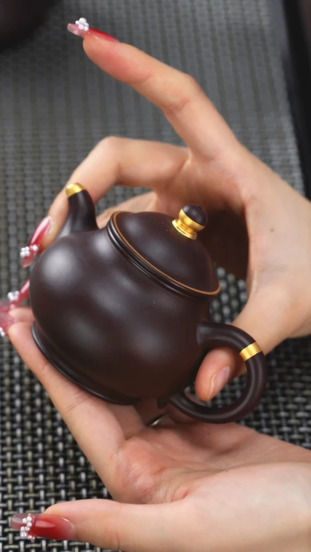 茶壶紫砂四号井茄皮紫泥描金潘壶150cc