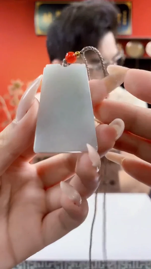 翡翠未镶嵌颈饰翡翠A货多样性发其一