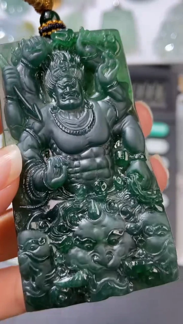 未镶嵌挂件翡翠379644