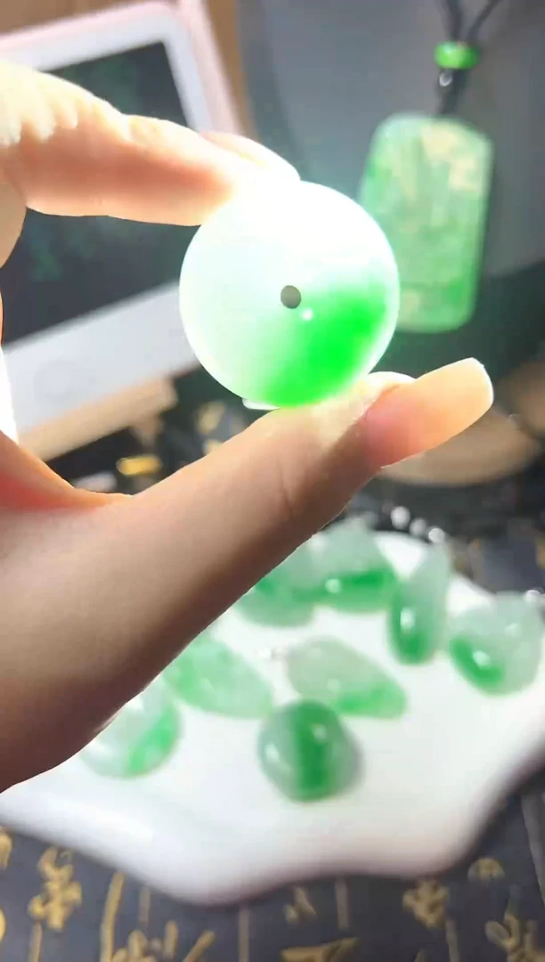 颈饰未镶嵌翡翠所见即所得，一图一物