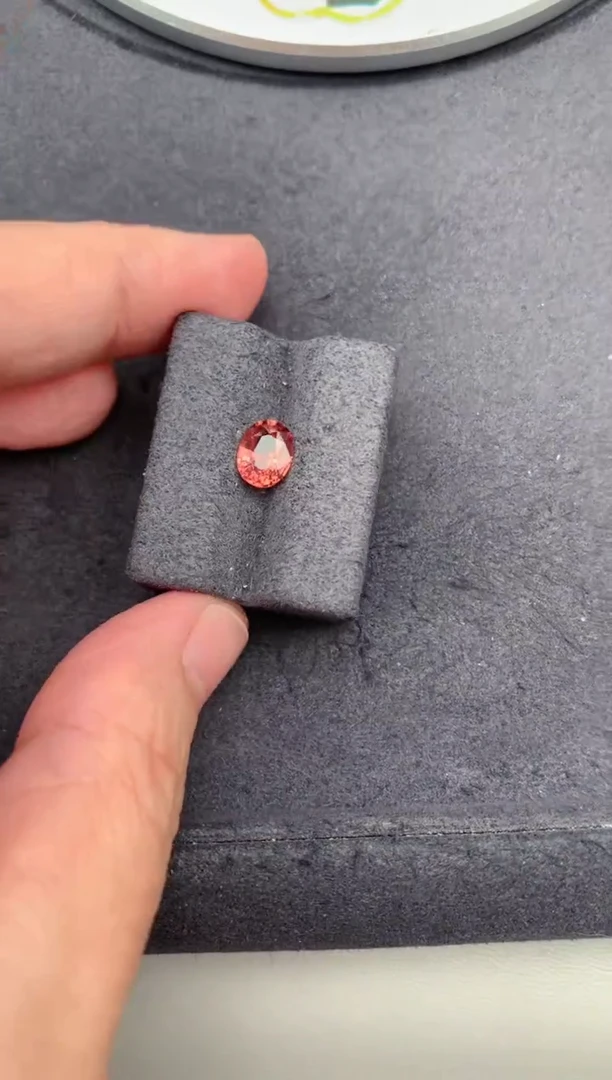 裸石彩色蓝宝石1.14ct 无烧帕帕拉恰BA