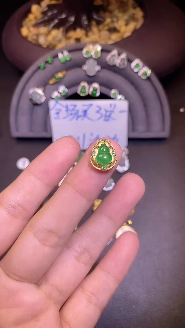 吊坠(不含链)银S925镶嵌翡翠1