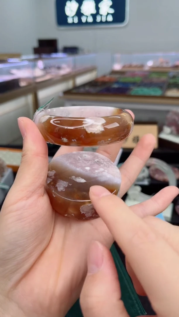 石英质玉手镯未镶嵌58圈口（赠品镯心）3547534