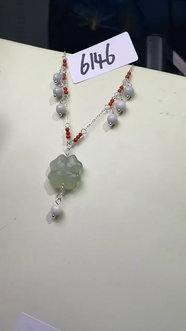 未镶嵌岫玉颈饰喜欢拍