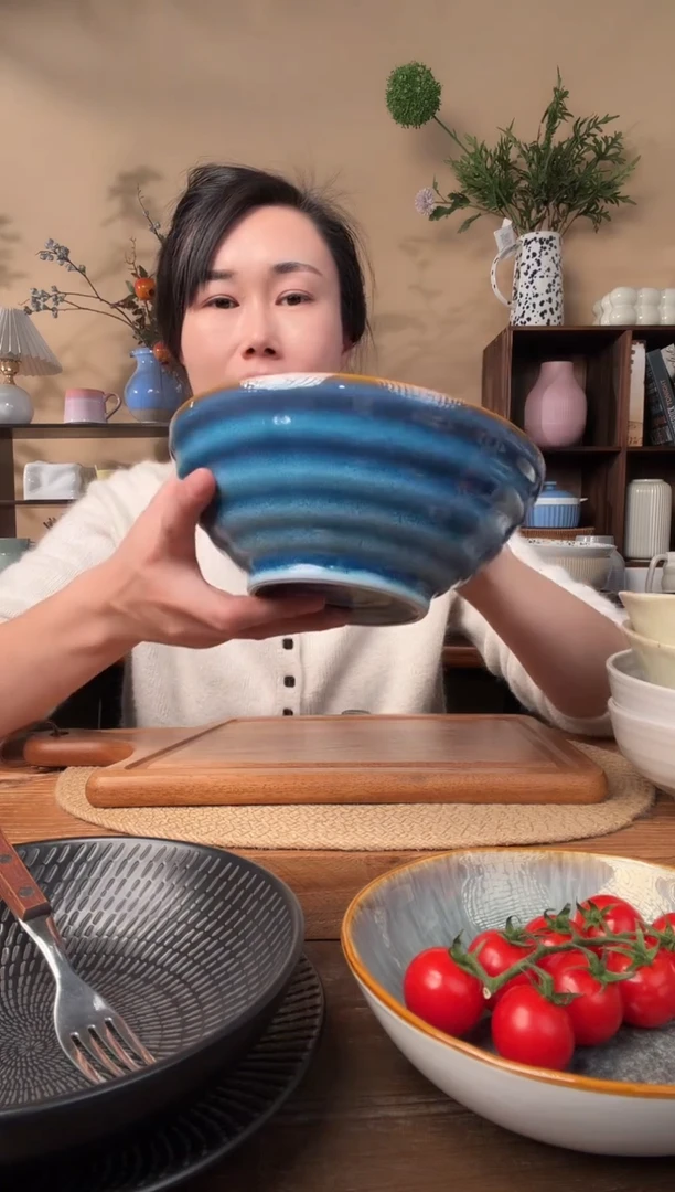 8英寸窑变螺纹斗笠碗微瑕