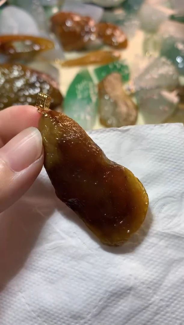 翡翠18K金镶嵌吊坠(不含链)吊坠