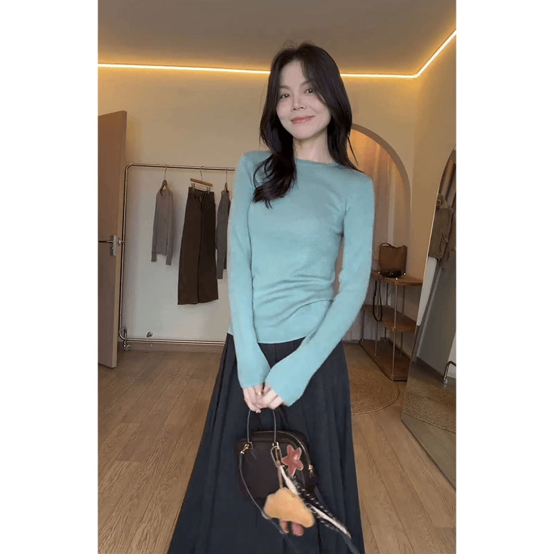 韩系圆领简约风长袖T恤女款秋冬季修身显瘦打底衫上衣宽松半身裙