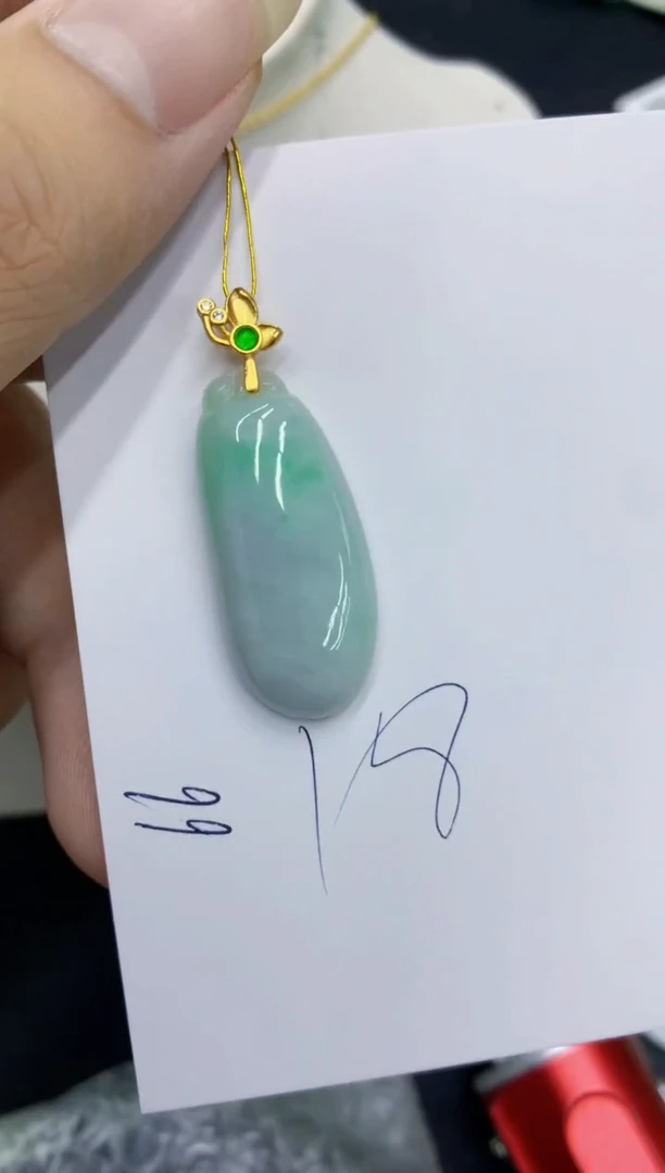 翡翠未镶嵌颈饰11111111111