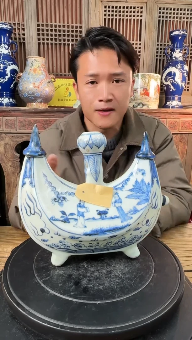 【闪购商品】摆件陶瓷 摆件 青花人物 壶