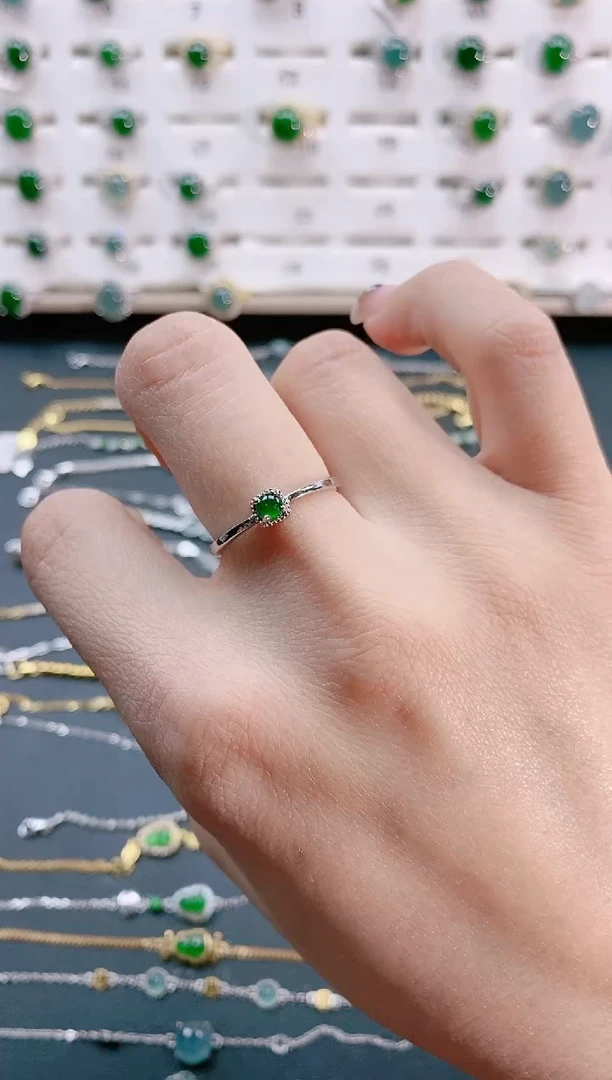 【闪购商品】翡翠戒指银S925镶嵌天然翡翠