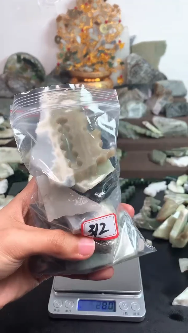 未镶嵌和田玉摆件312