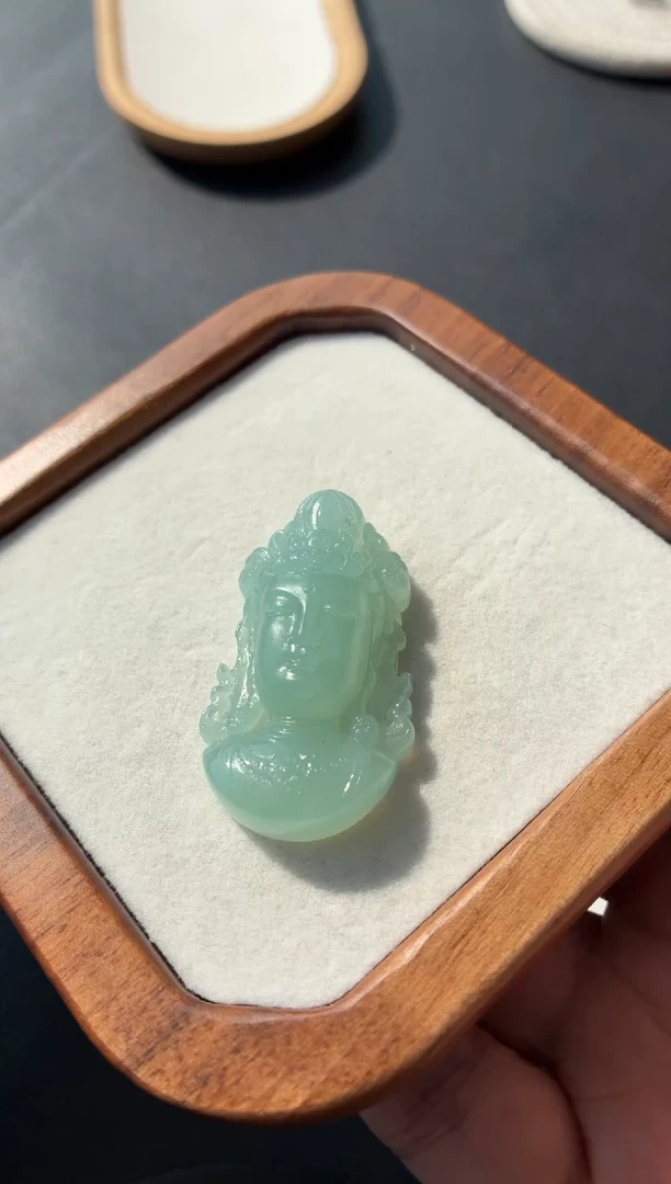 未镶嵌定制翡翠翡翠