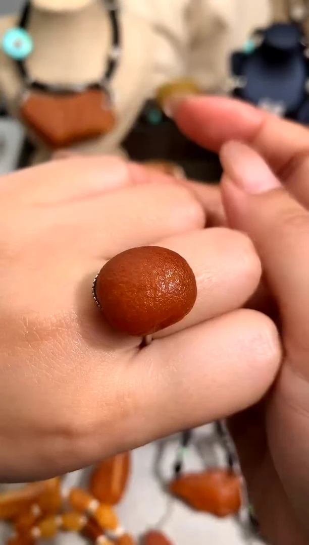 【闪购商品】蜜蜡裸石未镶嵌似玉