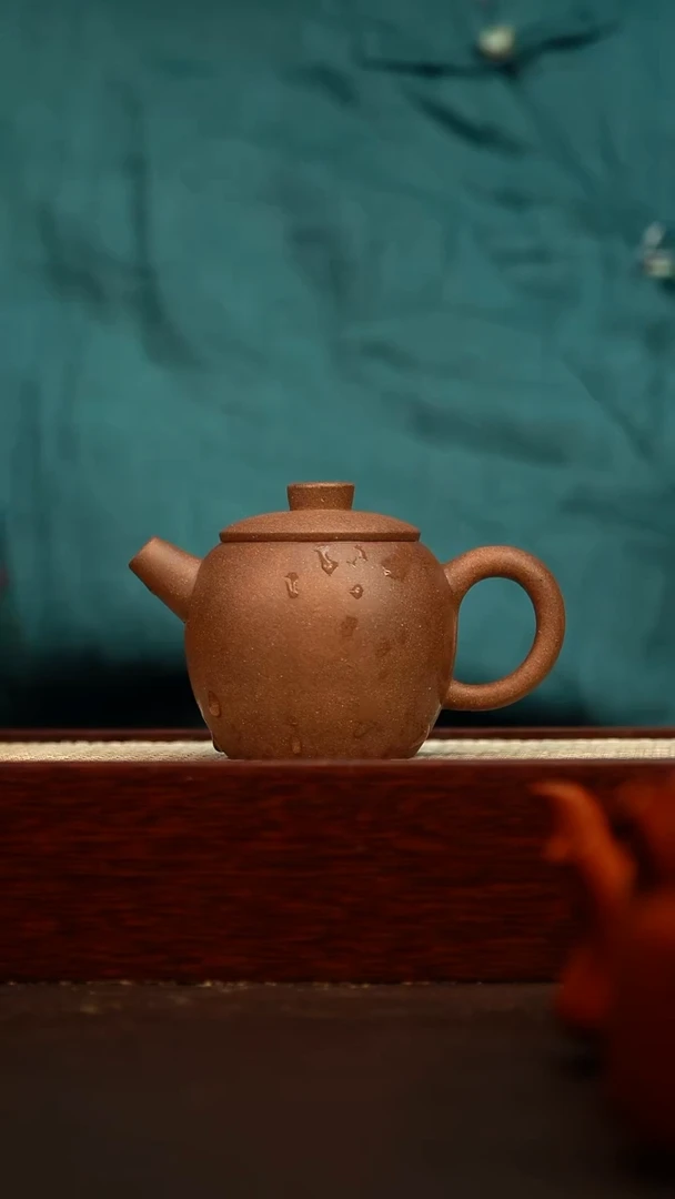 茶壶紫砂巨轮 150cc 段泥