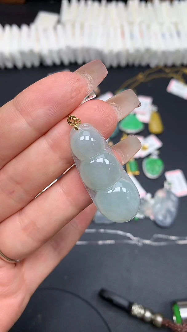 翡翠18K金镶嵌吊坠(不含链)MS193483