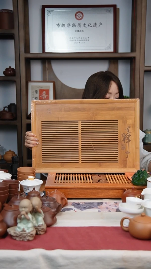 金镶玉茶壶茶杯茶器