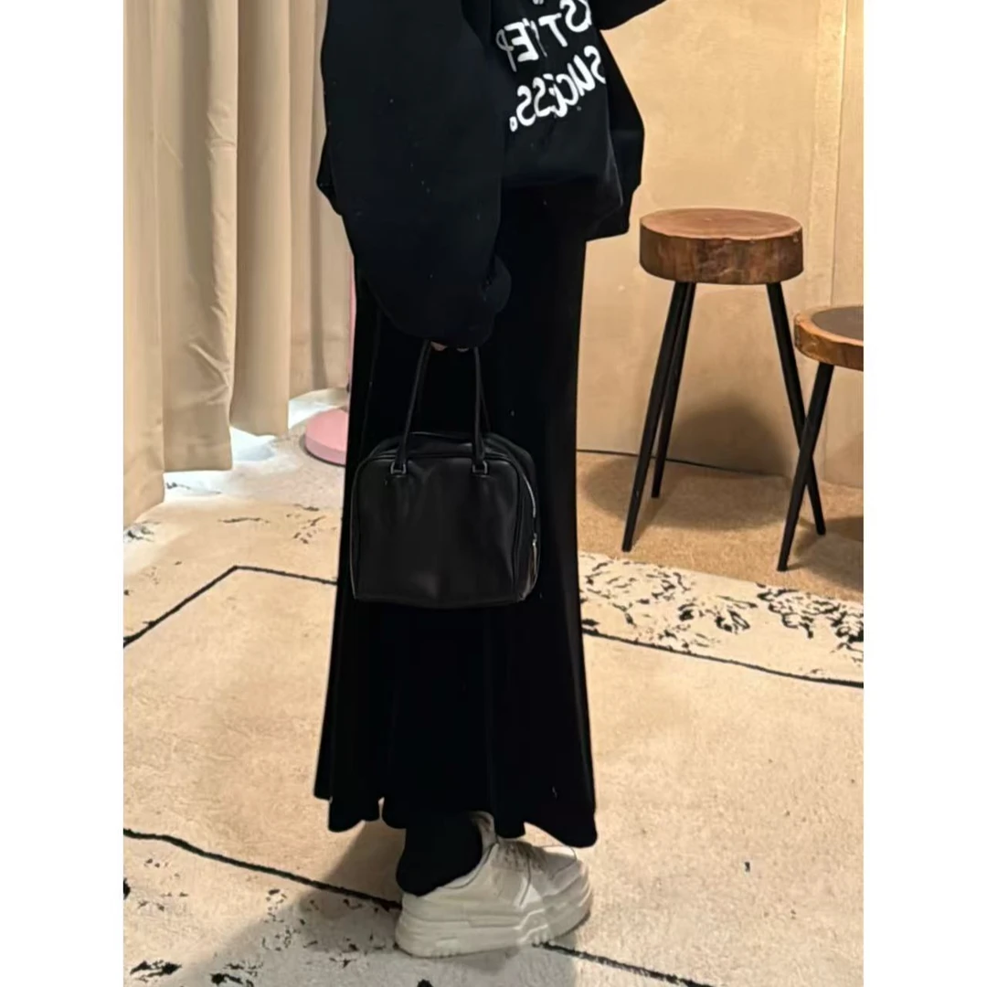 晶咕佳佳【小鱼尾】黑色丝绒大摆量鱼尾半身长裙显瘦气质秋冬宽松