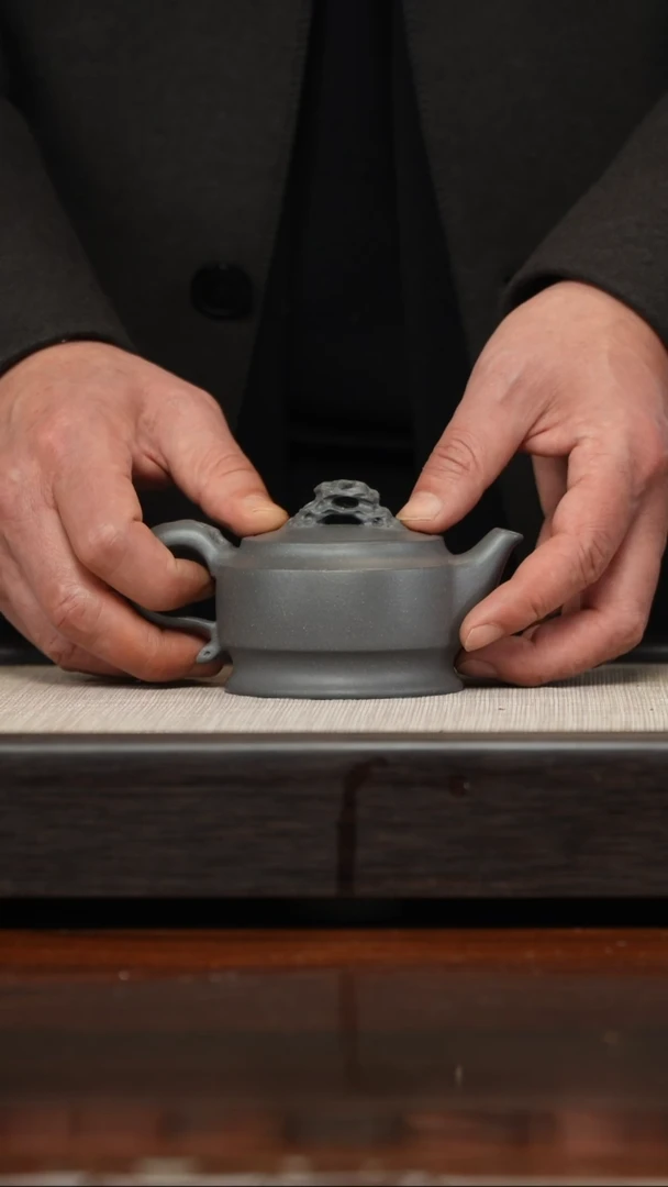 【闪购商品】紫砂茶壶微瑕天青磐石180cc