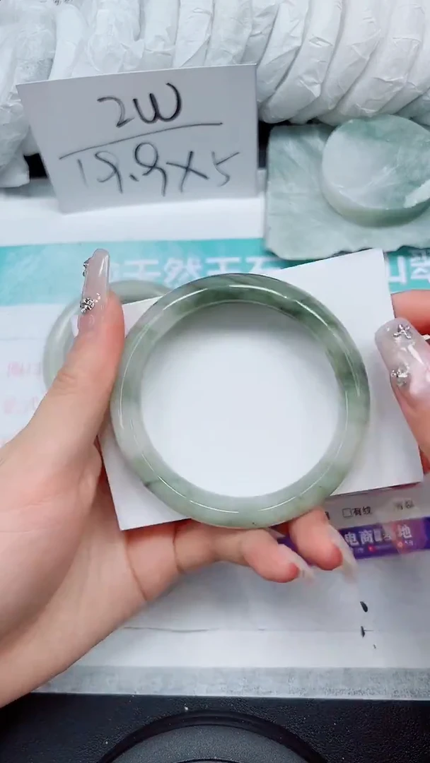 【闪购商品】石英质玉手镯未镶嵌A274-57`58`