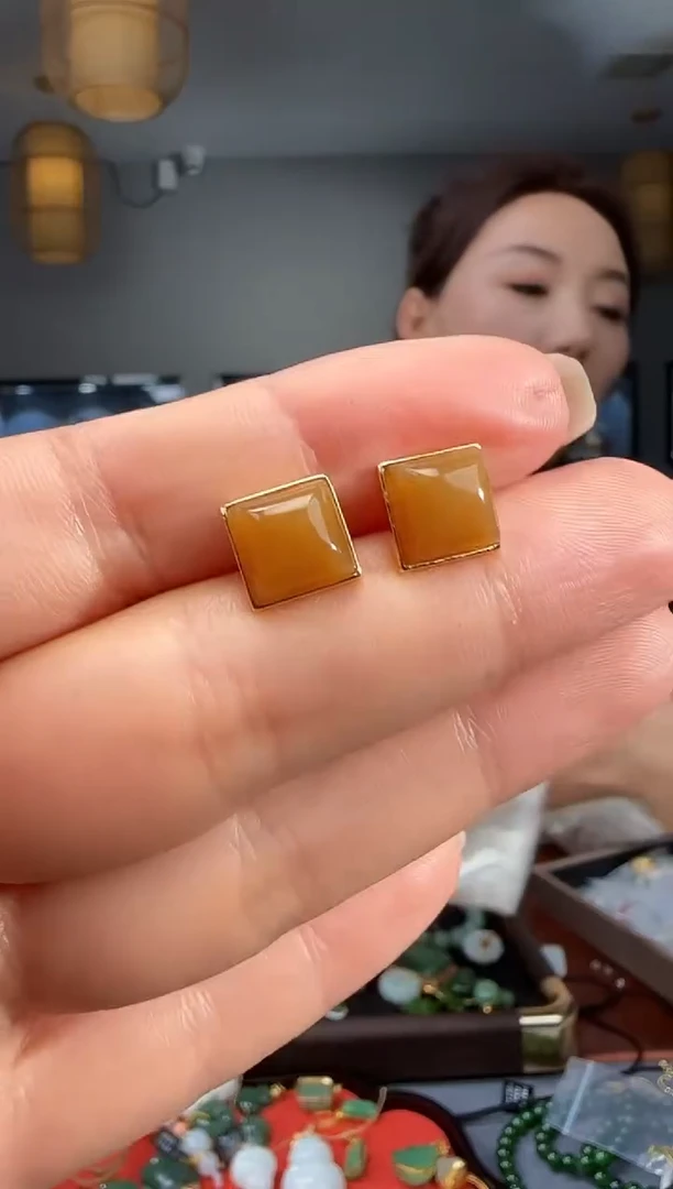 和田玉银S925镶嵌耳饰1