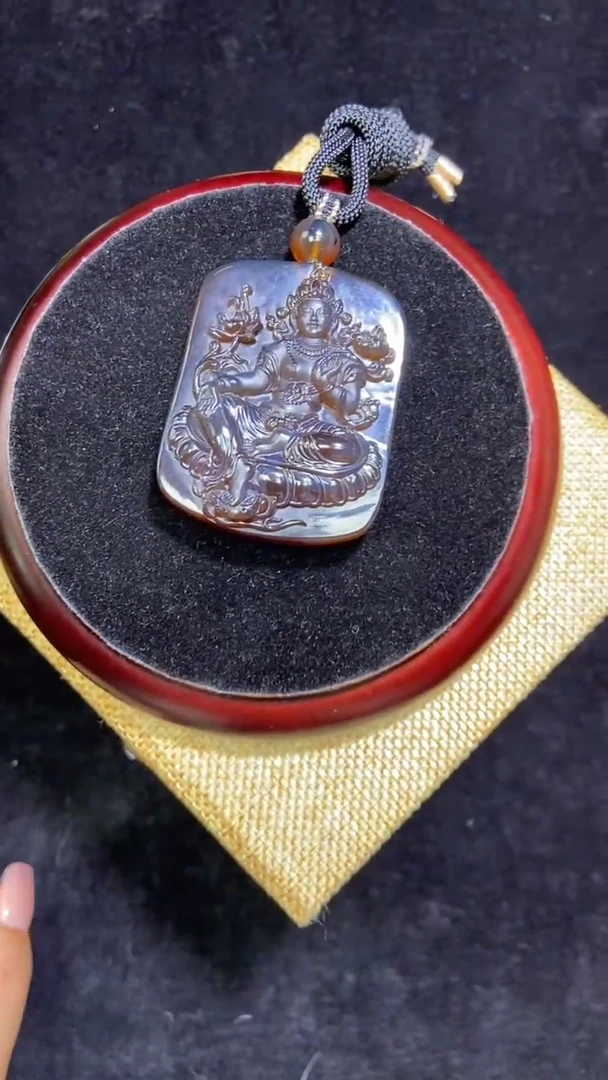 琥珀吊坠(赠链)未镶嵌吊坠