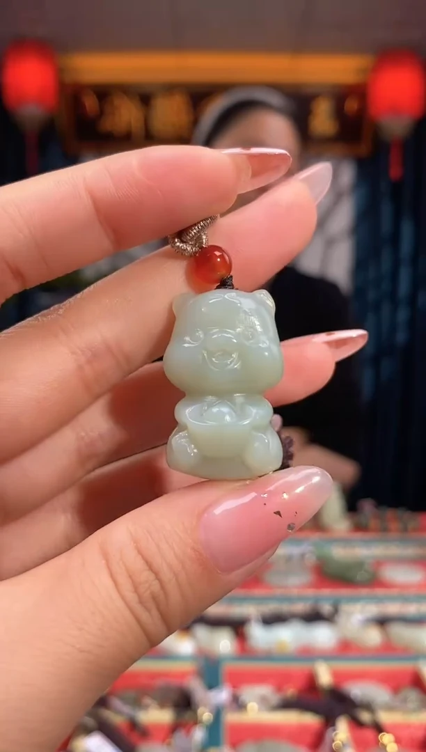 和田玉未镶嵌挂件老虎