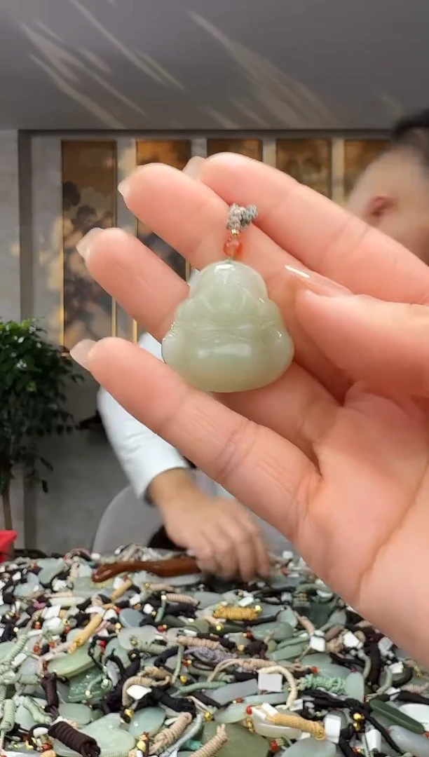 颈饰未镶嵌和田玉拍一发一多样性发货