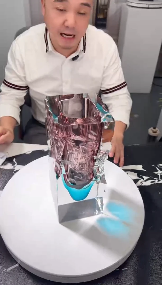 琉璃巴比特美学 紫色时间的边缘