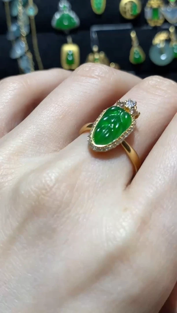 【闪购商品】翡翠戒指18K金镶嵌戒指