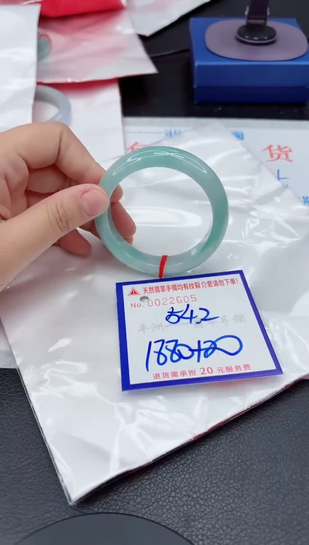 翡翠手镯未镶嵌111111111111