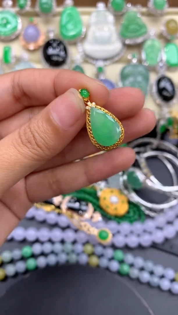 【闪购商品】翡翠颈饰18K金镶嵌128-中国好珍宝