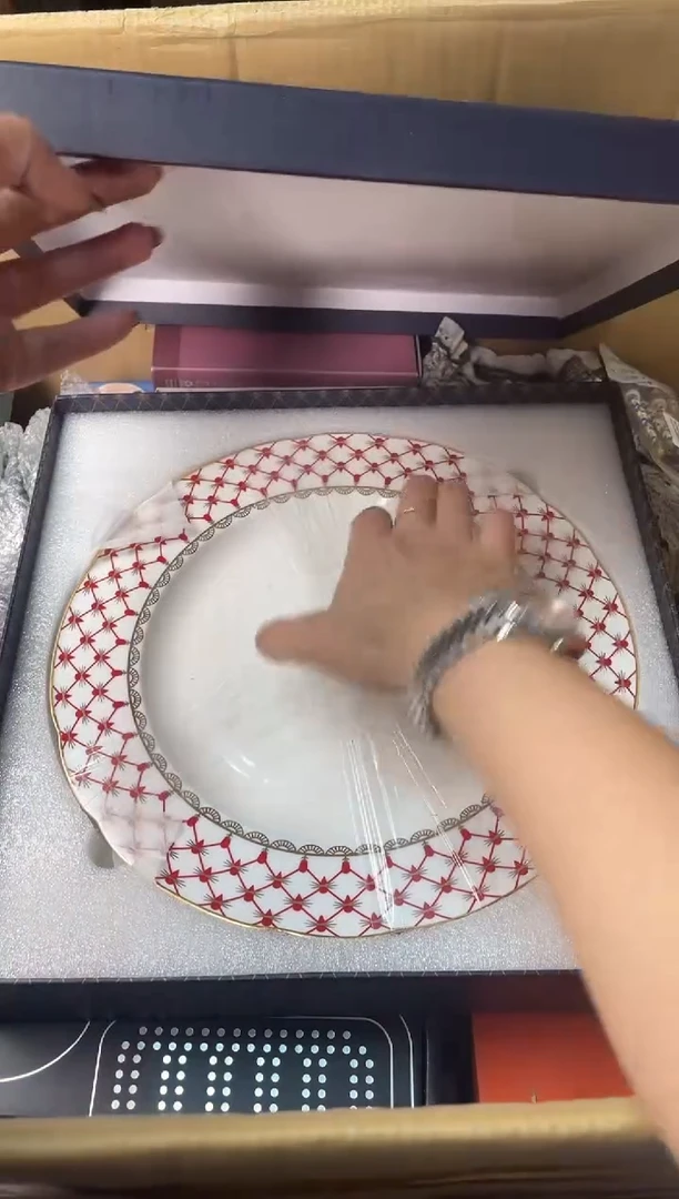 瓷片萱****咪317+++000000000
