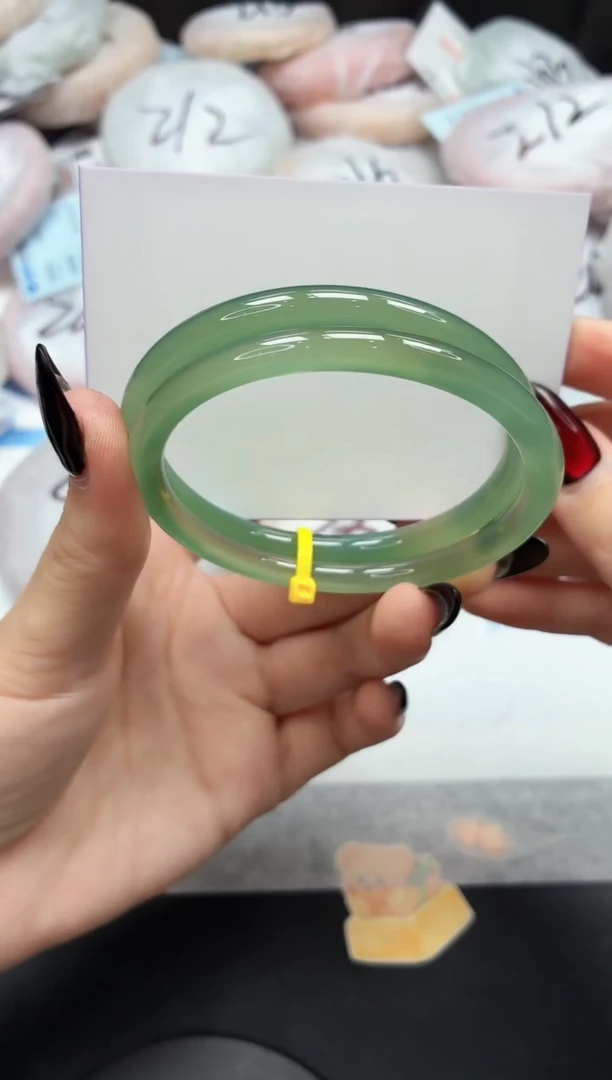 未镶嵌手镯石英质玉172/叮当57.3