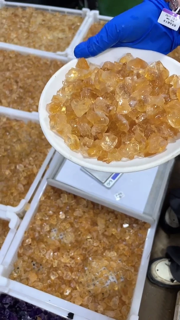 未镶嵌珠宝半成品水晶陶*拍15单发黄水晶500g