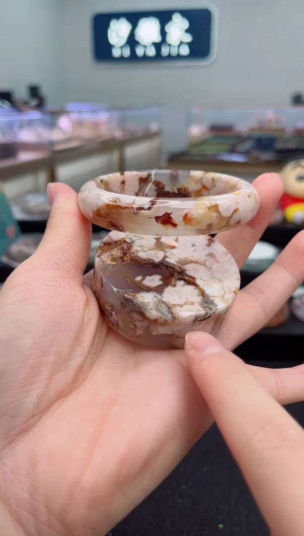 石英质玉手镯未镶嵌59圈口（赠品镯心）3410245