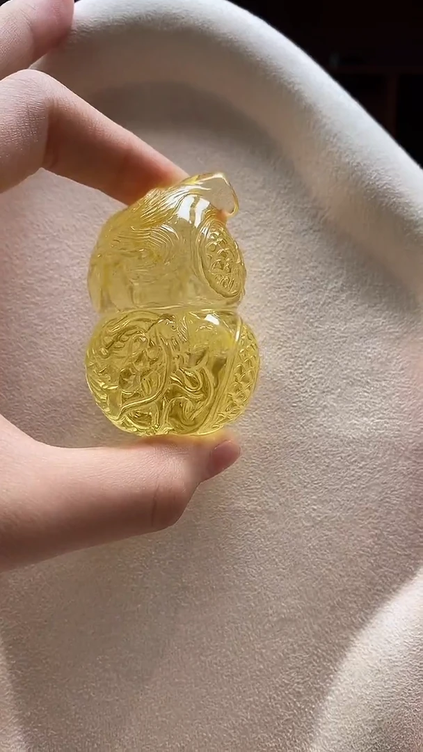 琥珀项链未镶嵌吊坠