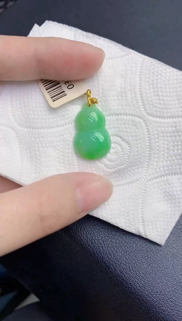 颈饰18K金镶嵌翡翠天然翡翠缅甸A货