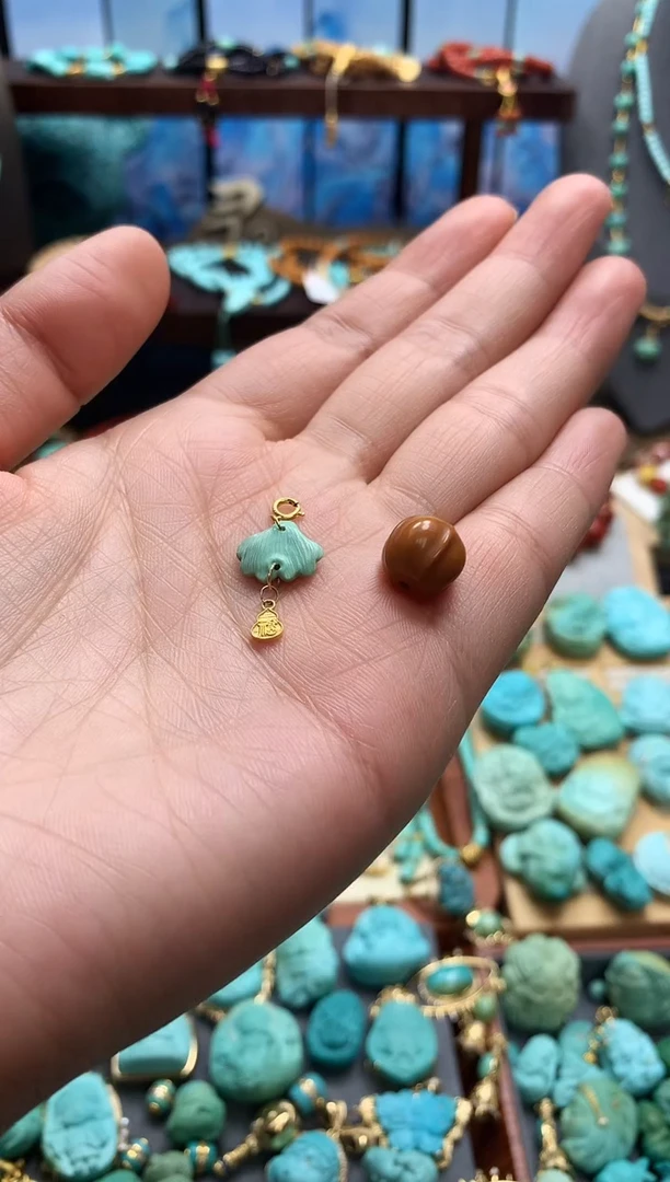 吊坠猴头核桃精品挂件