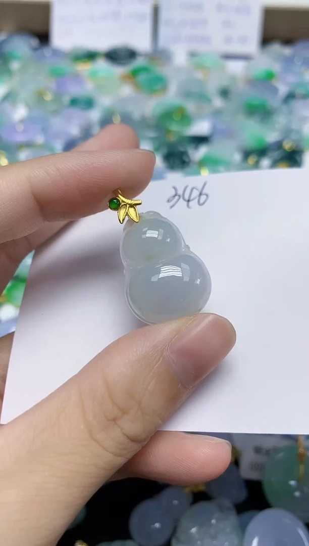 翡翠未镶嵌颈饰天然缅甸翡翠A货