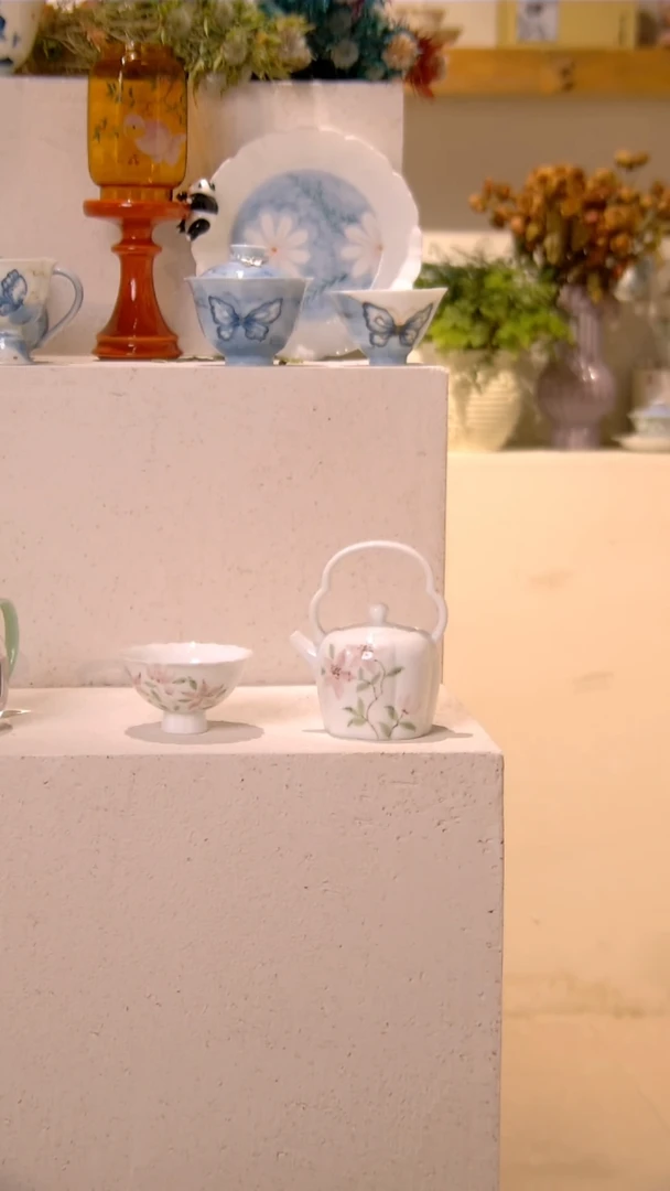 茶壶加茶杯*3 哈哈哈哈