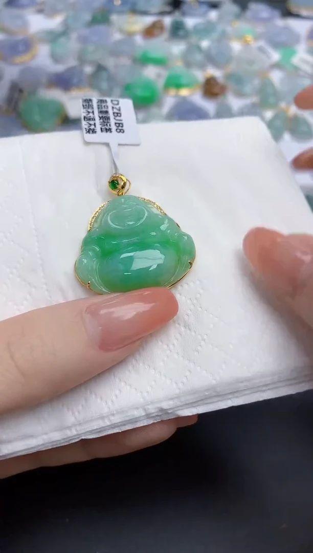 【闪购商品】翡翠颈饰18K金镶嵌天然缅甸翡翠A货