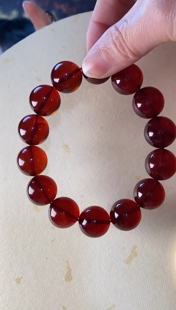 【闪购商品】琥珀颈饰未镶嵌血珀单圈16+