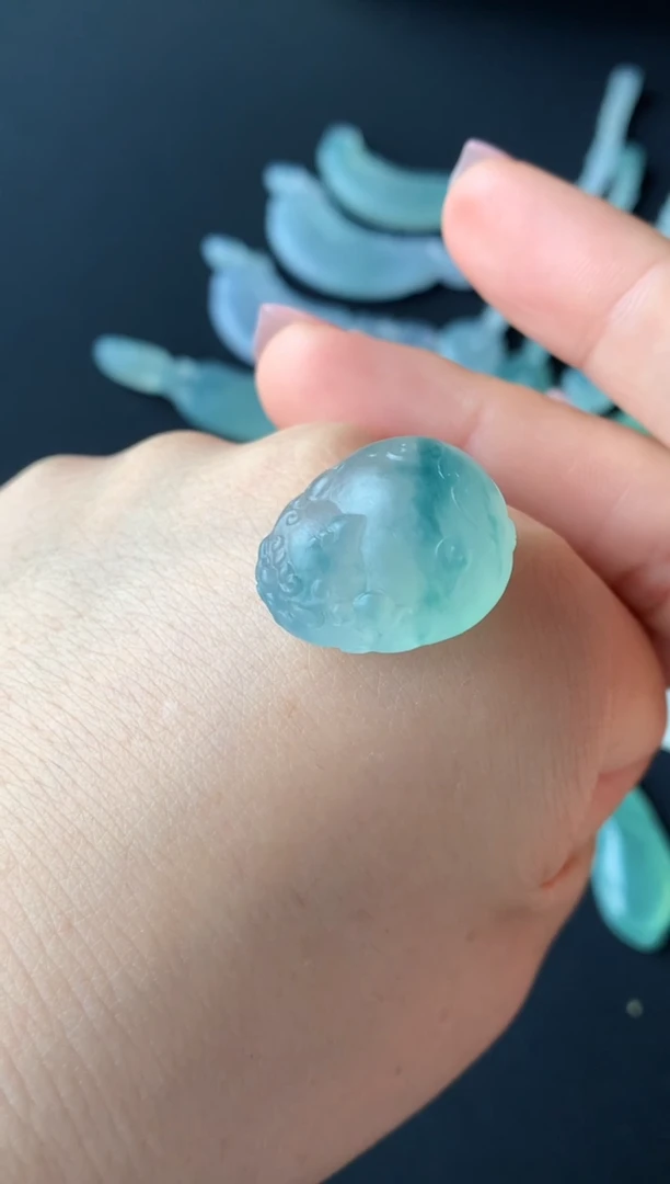定制翡翠未镶嵌4568953612