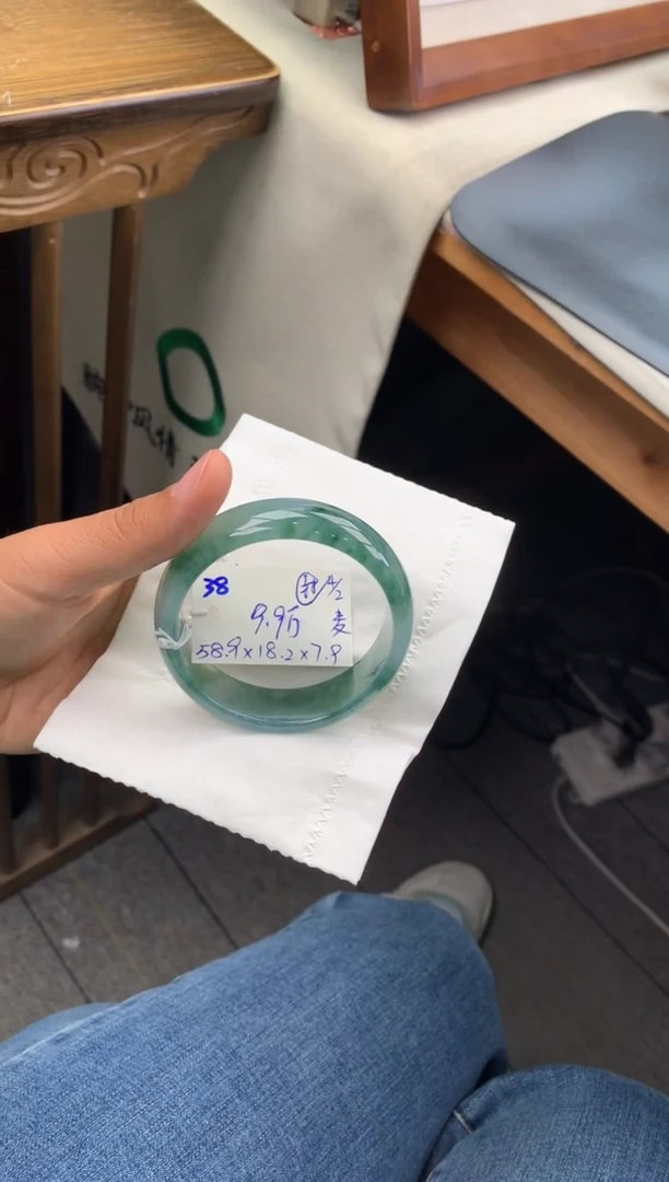 【闪购商品】翡翠手镯未镶嵌手镯