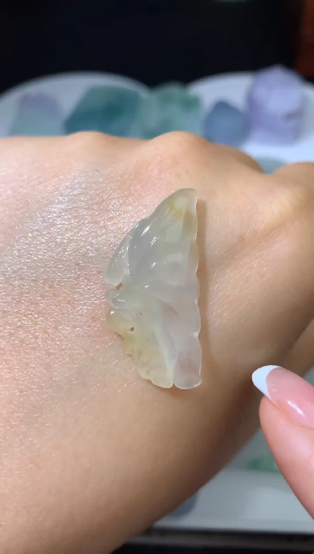 未镶嵌定制翡翠毛货