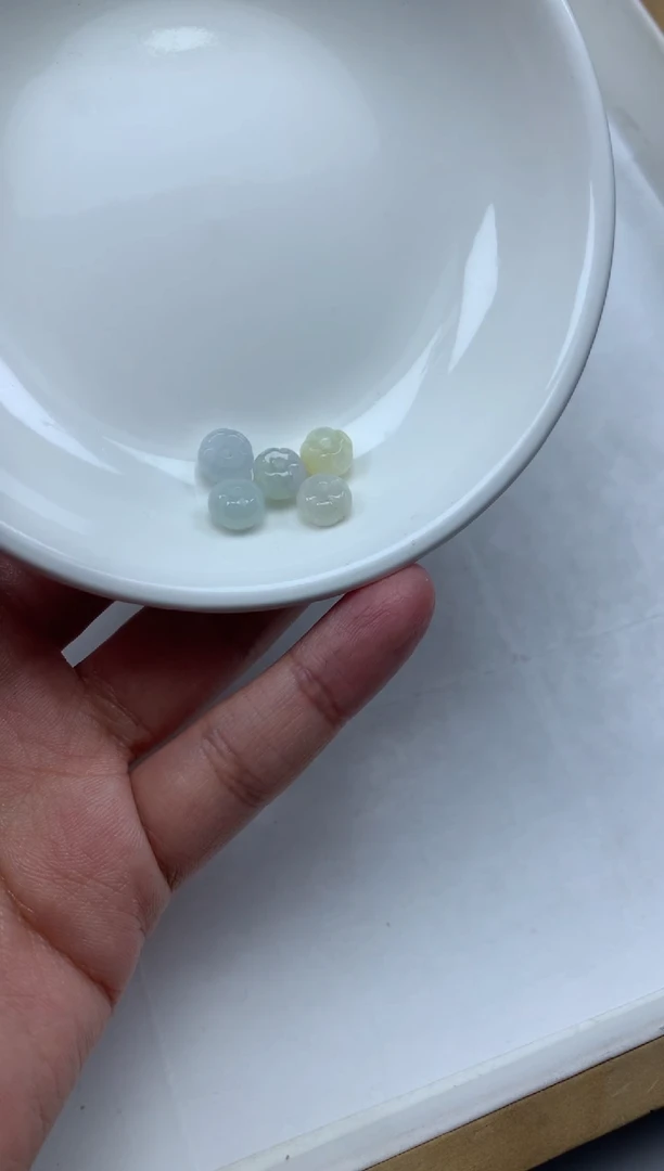 【闪购商品】翡翠散珠翡翠散珠多样性发货