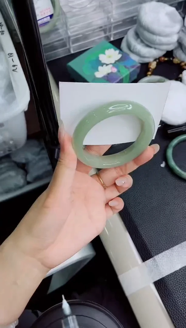 石英质玉手镯未镶嵌251-56.7