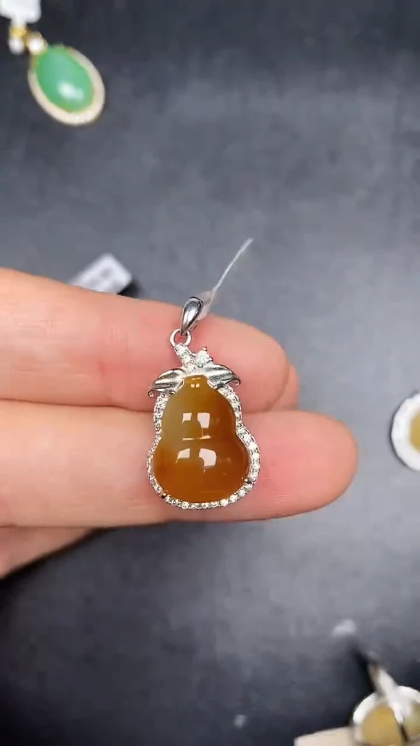 银S925镶嵌戒指翡翠2700