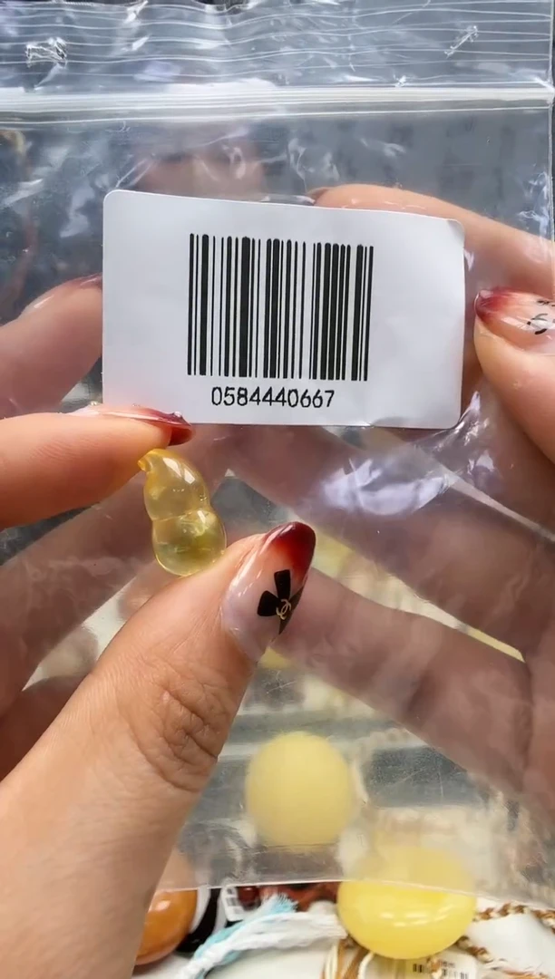 裸石琥珀未镶嵌如图